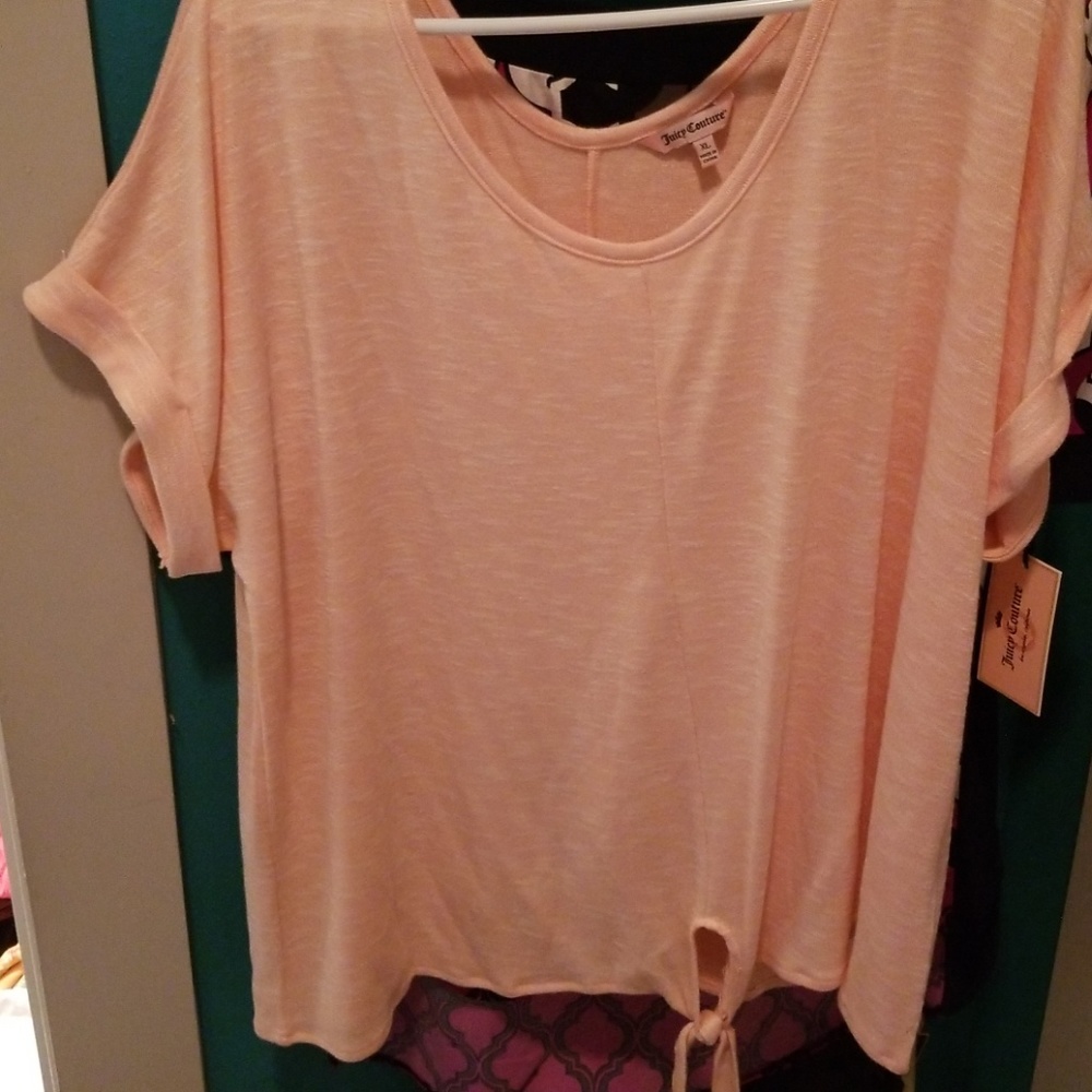 Brand new juicy couture very nice tee